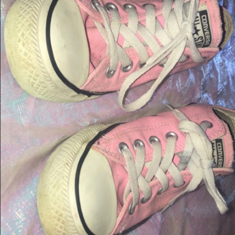 Baby pink converse